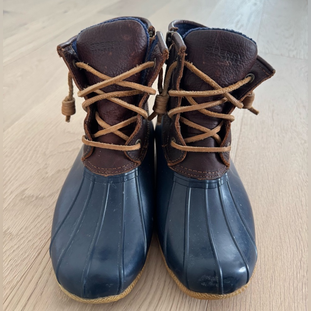 Sperry Topsider Women's Saltwater Core Boot - Size 5.5 - Picture 3 of 6